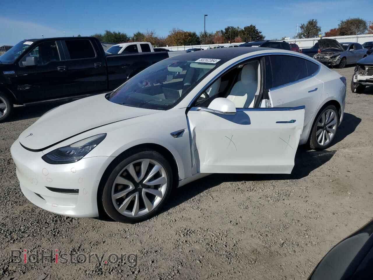 Фотография 5YJ3E1EA7JF169652 - TESLA MODEL 3 2018