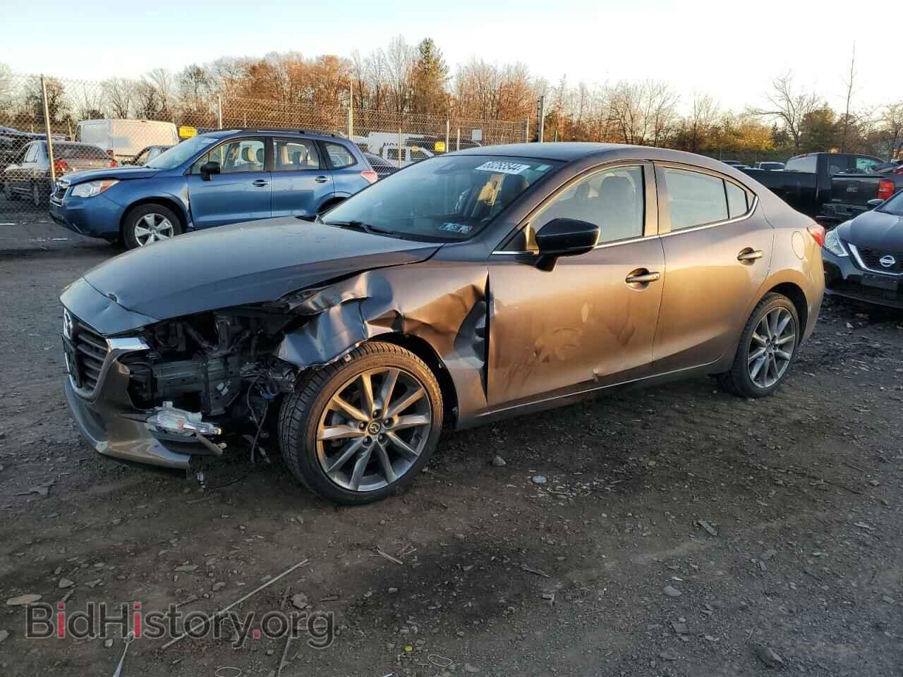 Photo 3MZBN1V31JM196691 - MAZDA 3 2018