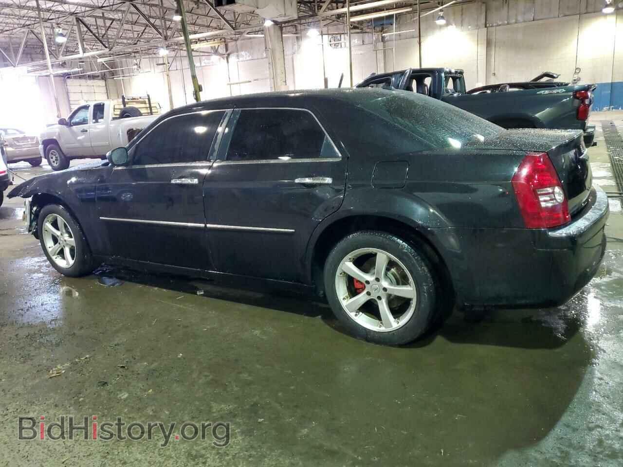 2010 CHRYSLER 300 - VIN: 2C3CA3CV0AH266607 - Фото 2