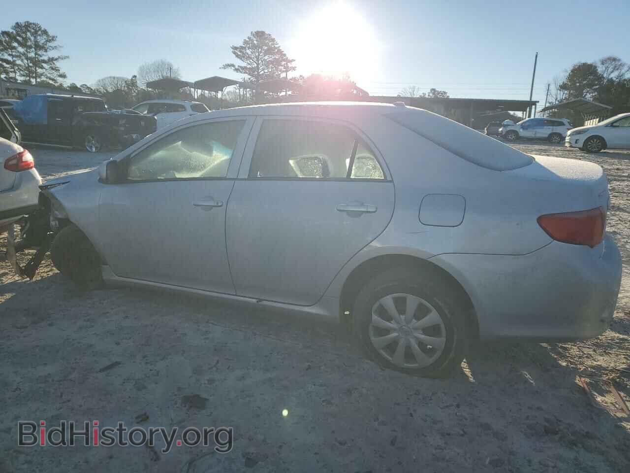 2009 TOYOTA COROLLA - VIN: JTDBL40E699084319 - Фото 2