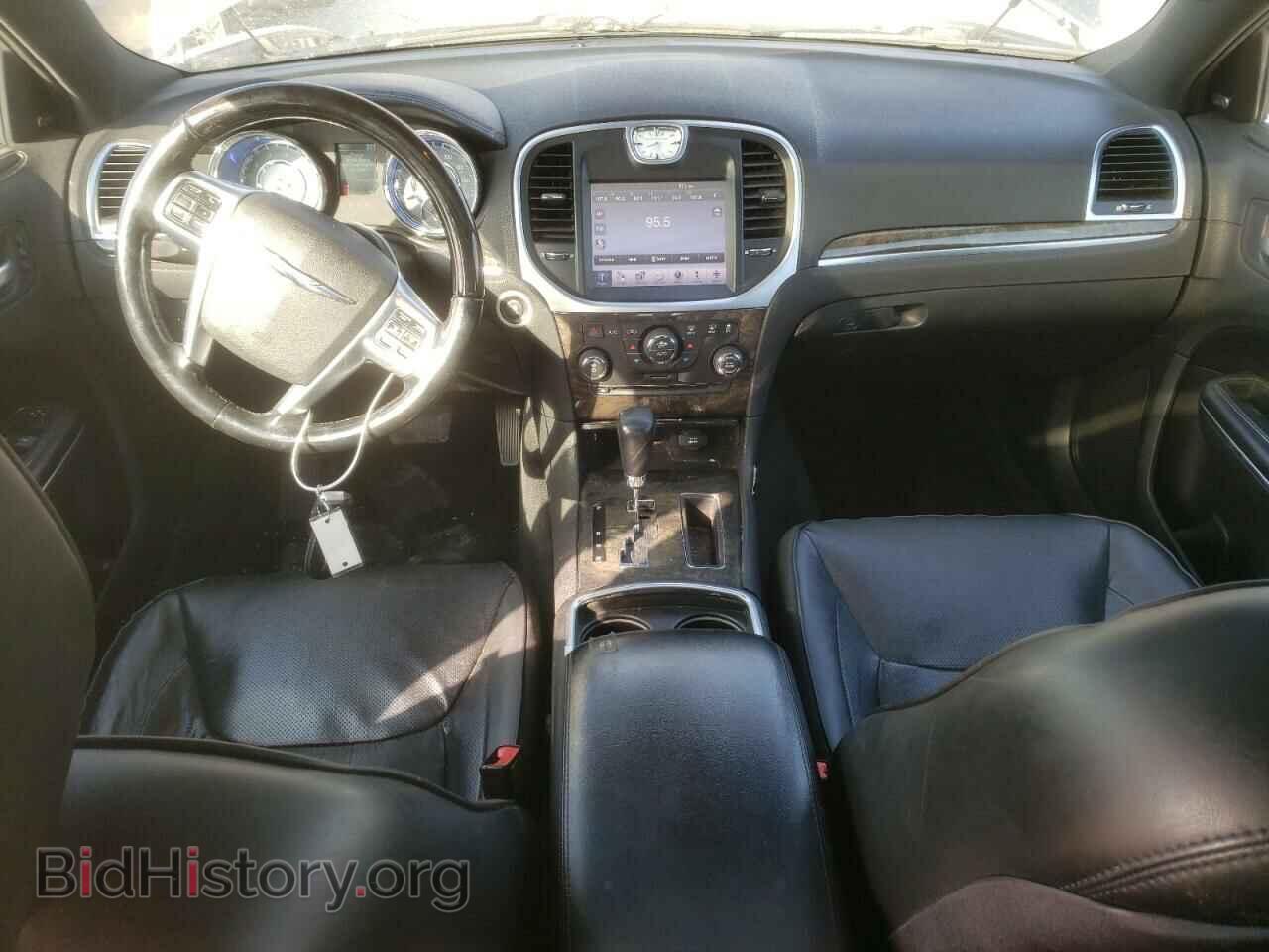 2011 CHRYSLER 300 - VIN: 2C3CK6CT3BH612065 - Фото 8