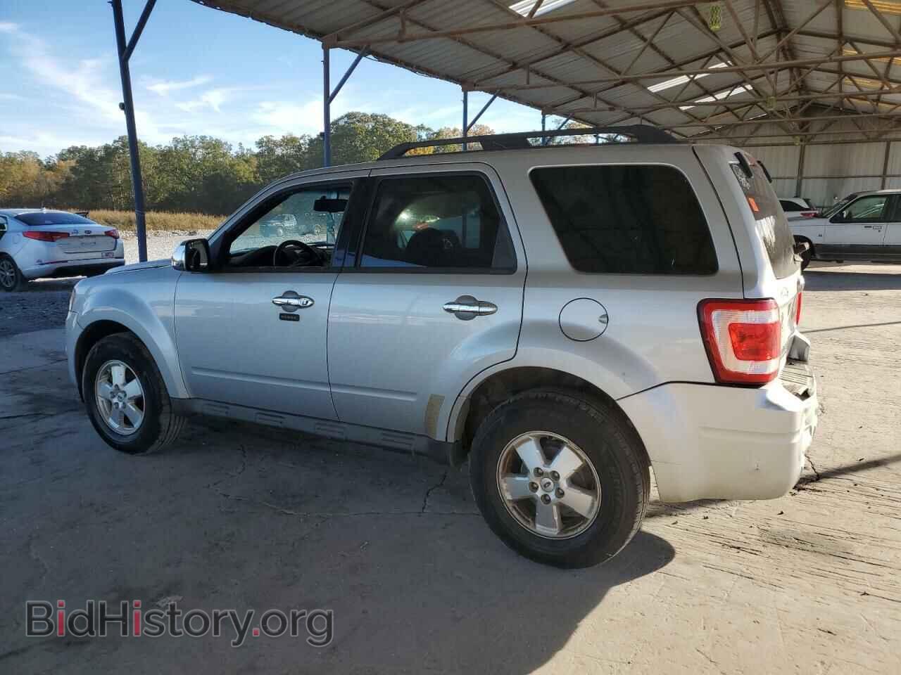 2011 FORD ESCAPE - VIN: 1FMCU9D78BKB34559 - Фото 2