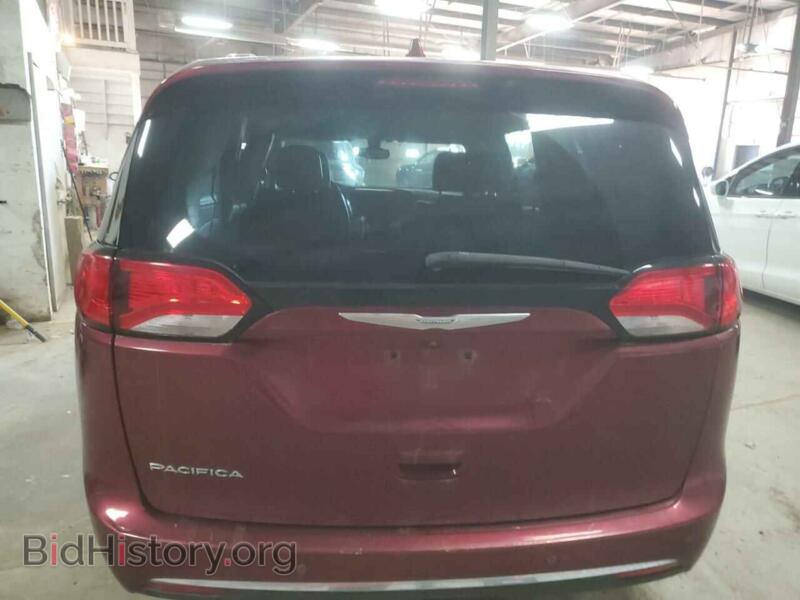 2017 Chrysler PACIFICA (VIN 2C4RC1EG6HR599515) — photo 6 of 13