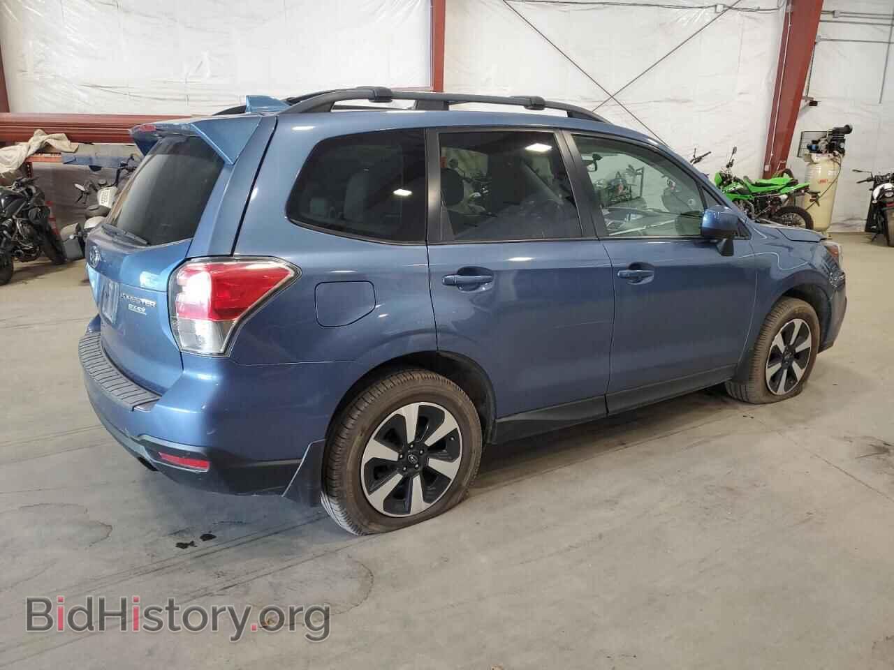 2017 SUBARU FORESTER - VIN: JF2SJAEC2HH422204 - Фото 3