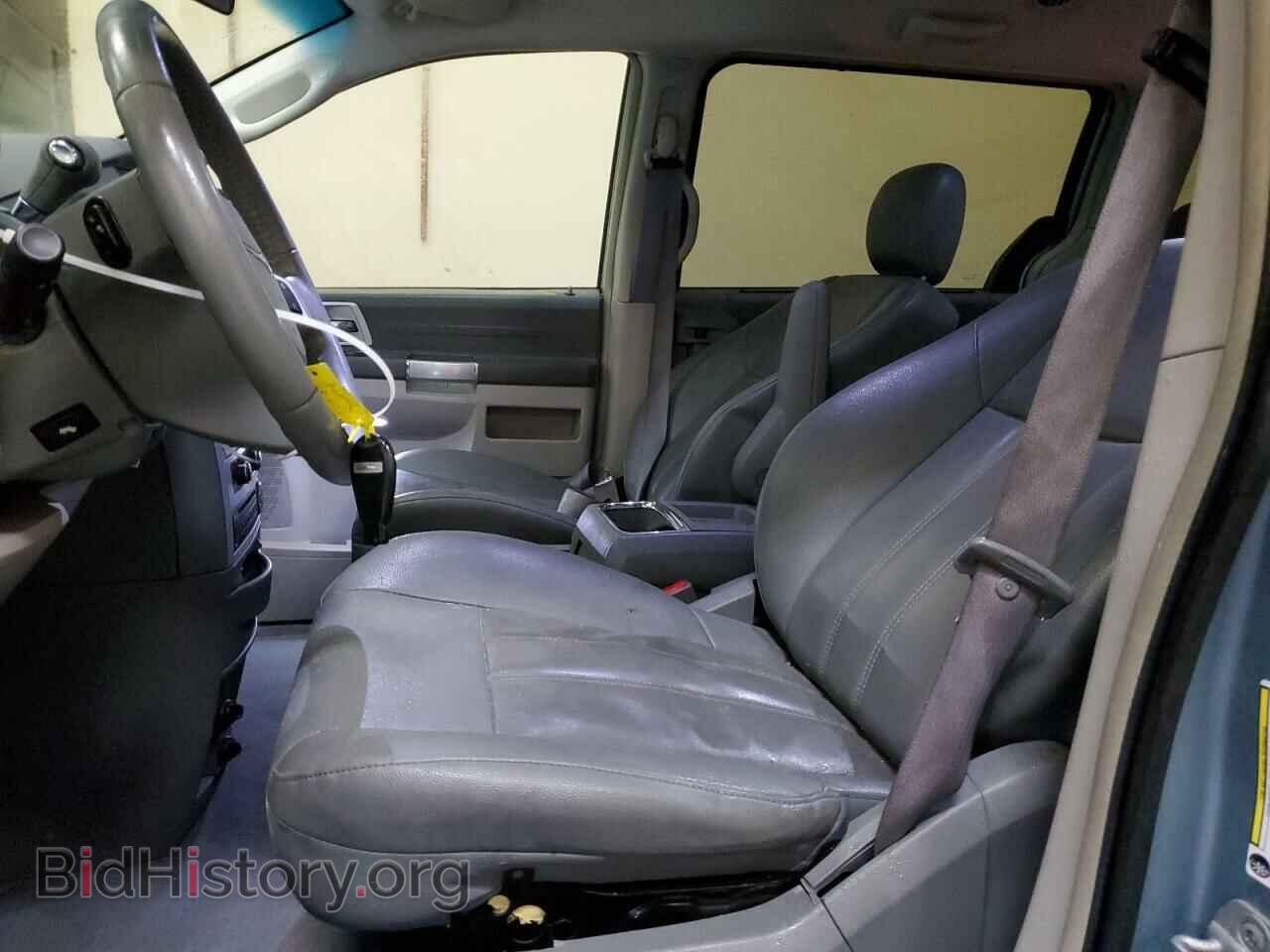2008 CHRYSLER MINIVAN - VIN: 2A8HR54P08R786910 - Фото 7