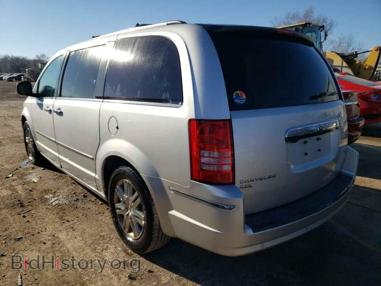 2010 CHRYSLER MINIVAN - VIN: 2A4RR6DX9AR123742 - Photo 2
