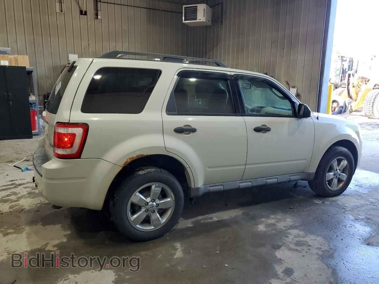 2009 FORD ESCAPE - VIN: 1FMCU93G29KB86765 - Фото 3