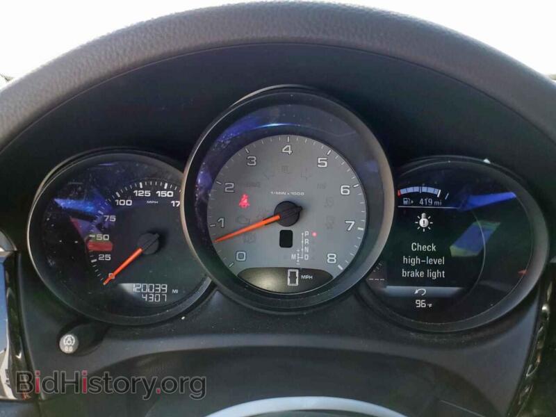 2016 Porsche MACAN (VIN WP1AB2A53GLB46047) — photo 9 of 14