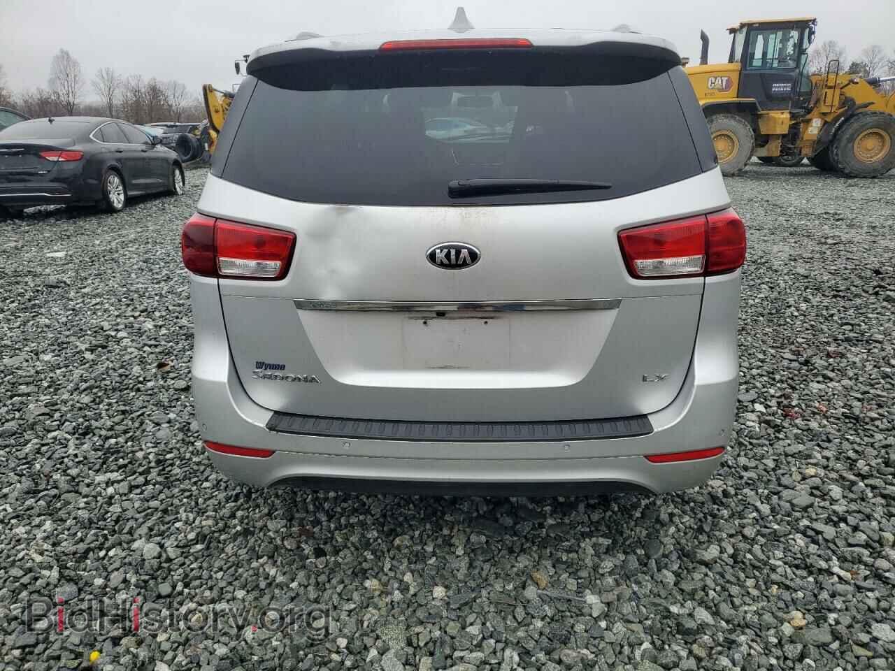 2016 KIA All Models - VIN: KNDMB5C19G6177859 - Фото 6