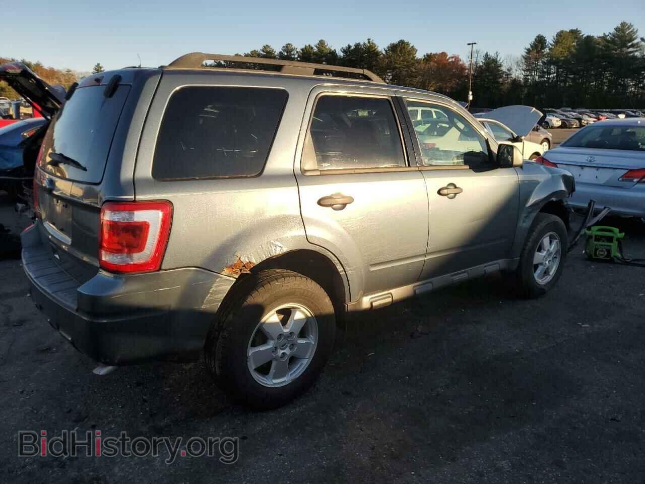 2011 FORD ESCAPE - VIN: 1FMCU9D76BKA85636 - Фото 3