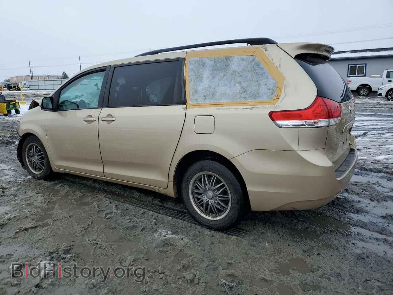 2011 TOYOTA All Models - VIN: 5TDKK3DC3BS026441 - Фото 2