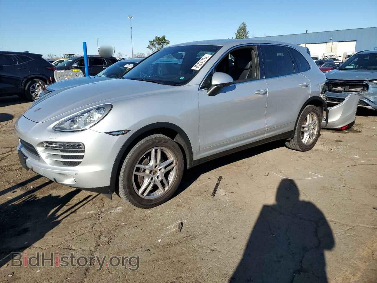 Photo WP1AA2A21CLA11880 - PORSCHE CAYENNE 2012
