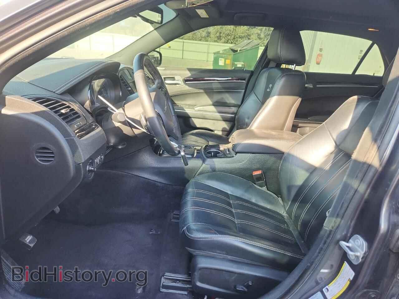 2017 CHRYSLER 300 - VIN: 2C3CCABG1HH608318 - Фото 7