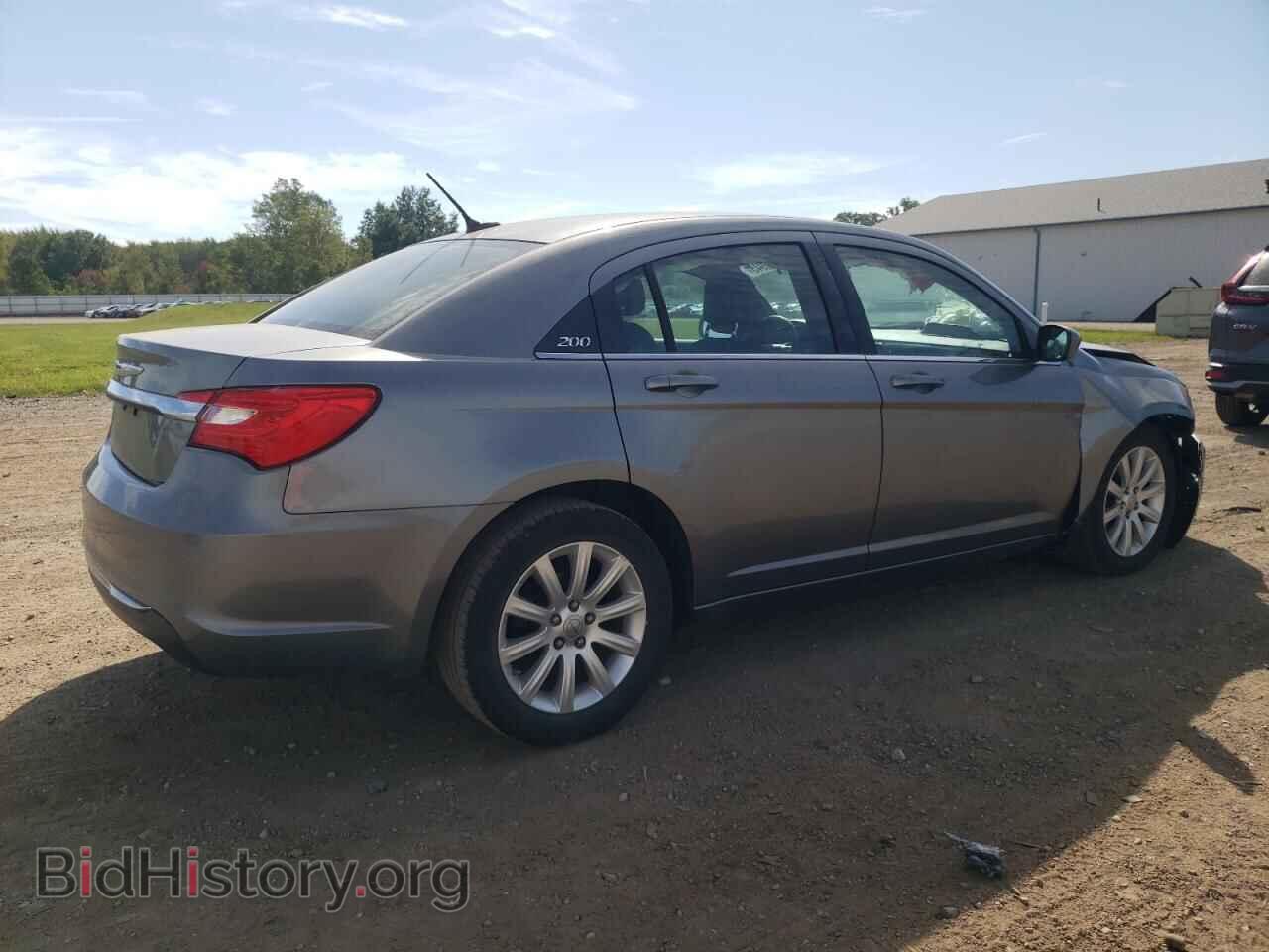 2011 CHRYSLER 200 - VIN: 1C3BC1FG5BN602932 - Фото 3