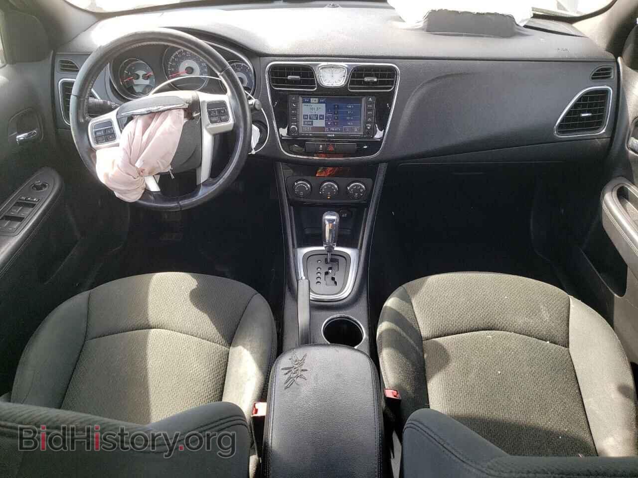 2011 CHRYSLER 200 - VIN: 1C3BC1FG5BN602932 - Фото 8