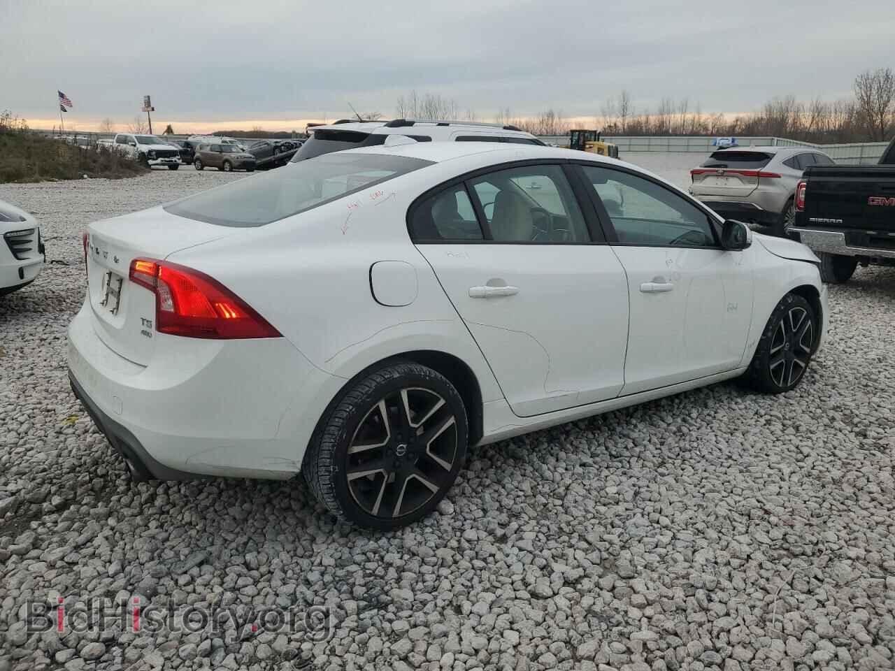 2017 VOLVO S60 - VIN: YV140MTL7H2425692 - Фото 3