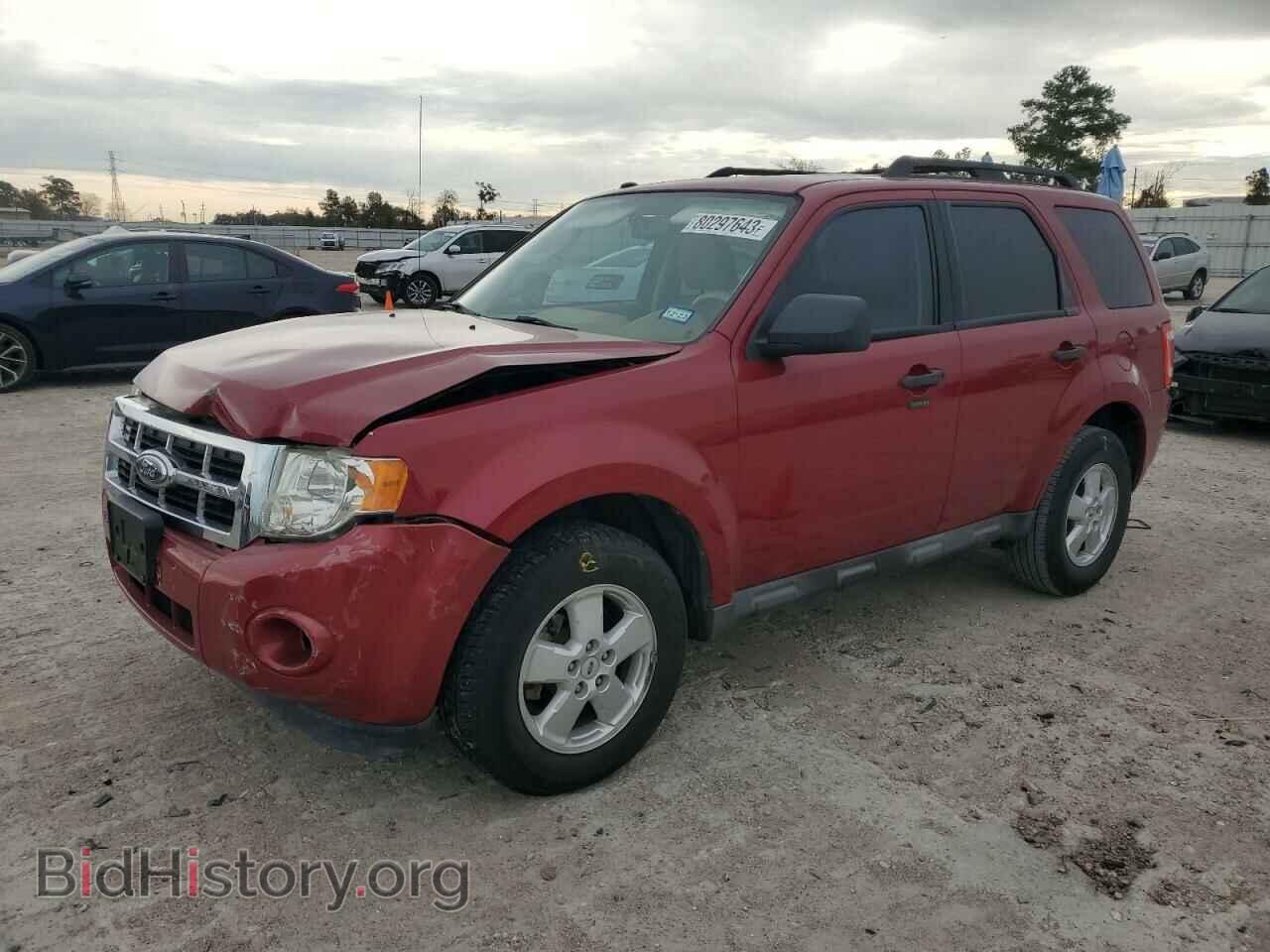 Photo 1FMCU0DG4AKB43107 - FORD ESCAPE 2010