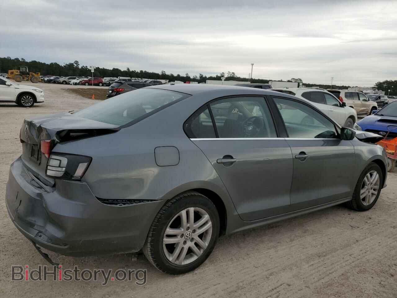 2017 VOLKSWAGEN JETTA - VIN: 3VW2B7AJ3HM264273 - Фото 3