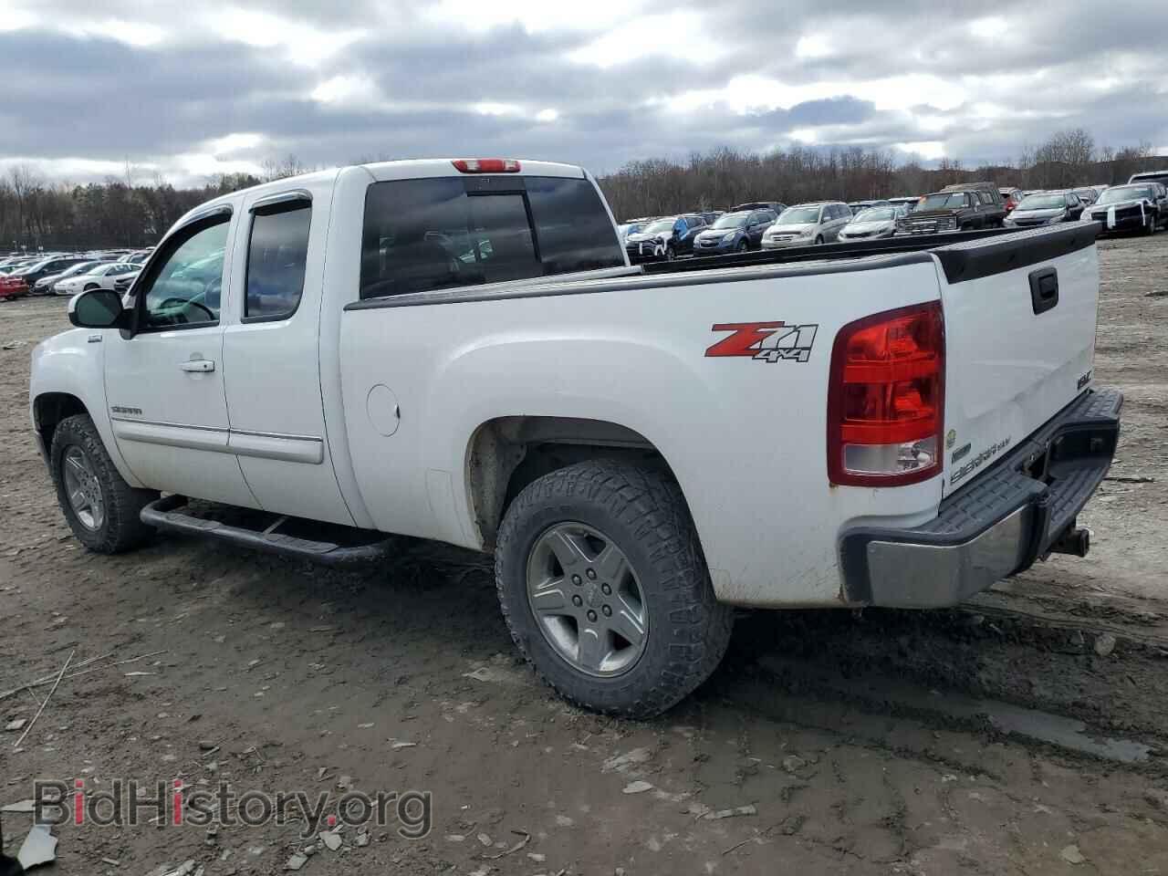 2012 GMC SIERRA - VIN: 1GTR2VE71CZ198852 - Фото 2