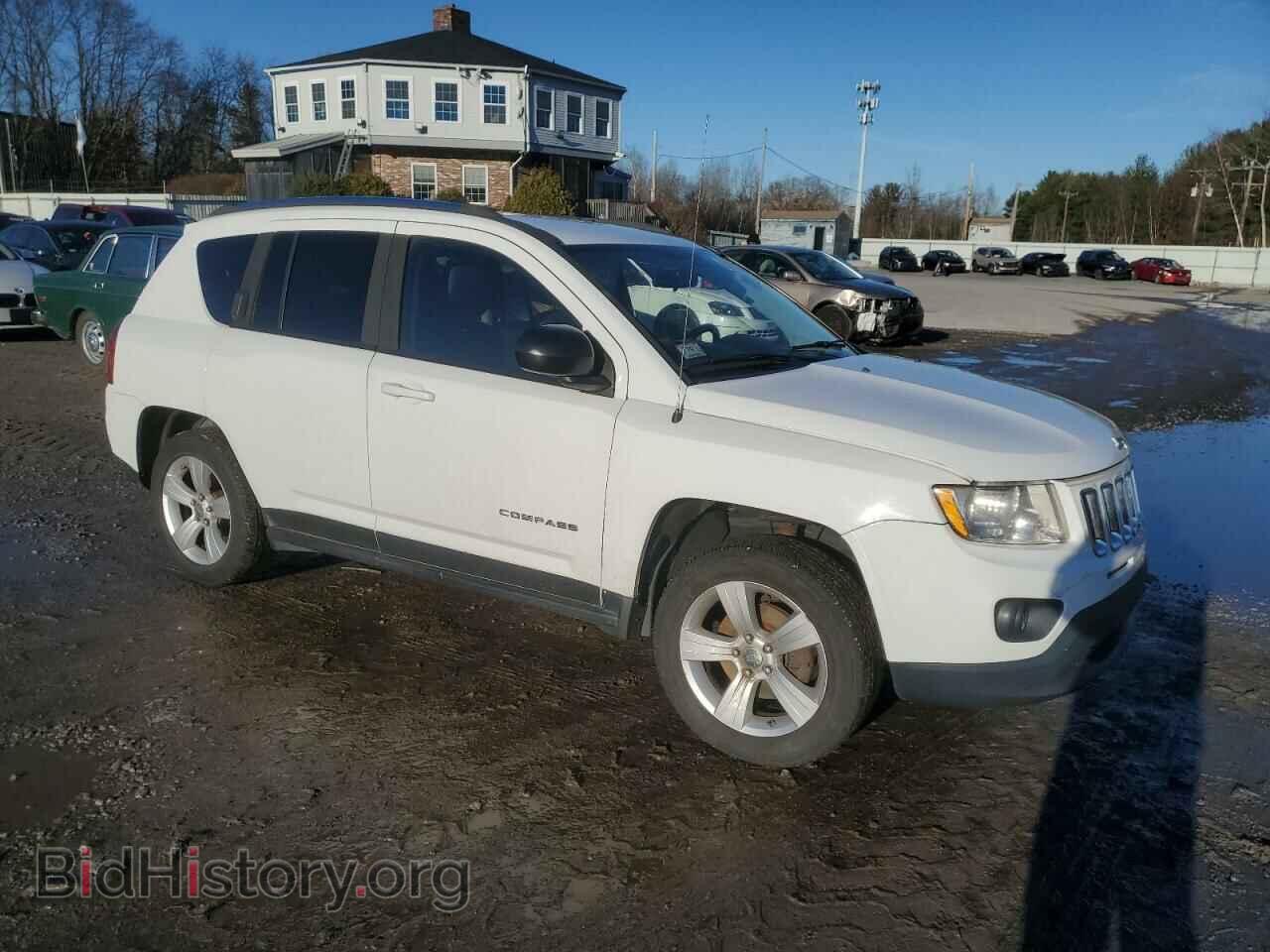 2012 JEEP COMPASS - VIN: 1C4NJDEB9CD659809 - Photo 4