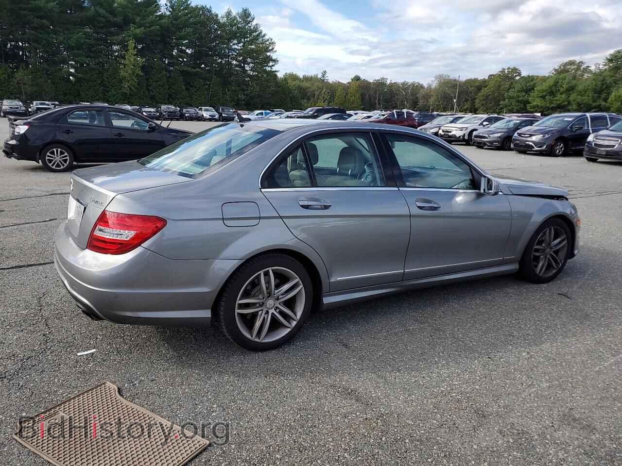 2012 MERCEDES-BENZ C-CLASS - VIN: WDDGF8BB8CA707345 - Фото 3