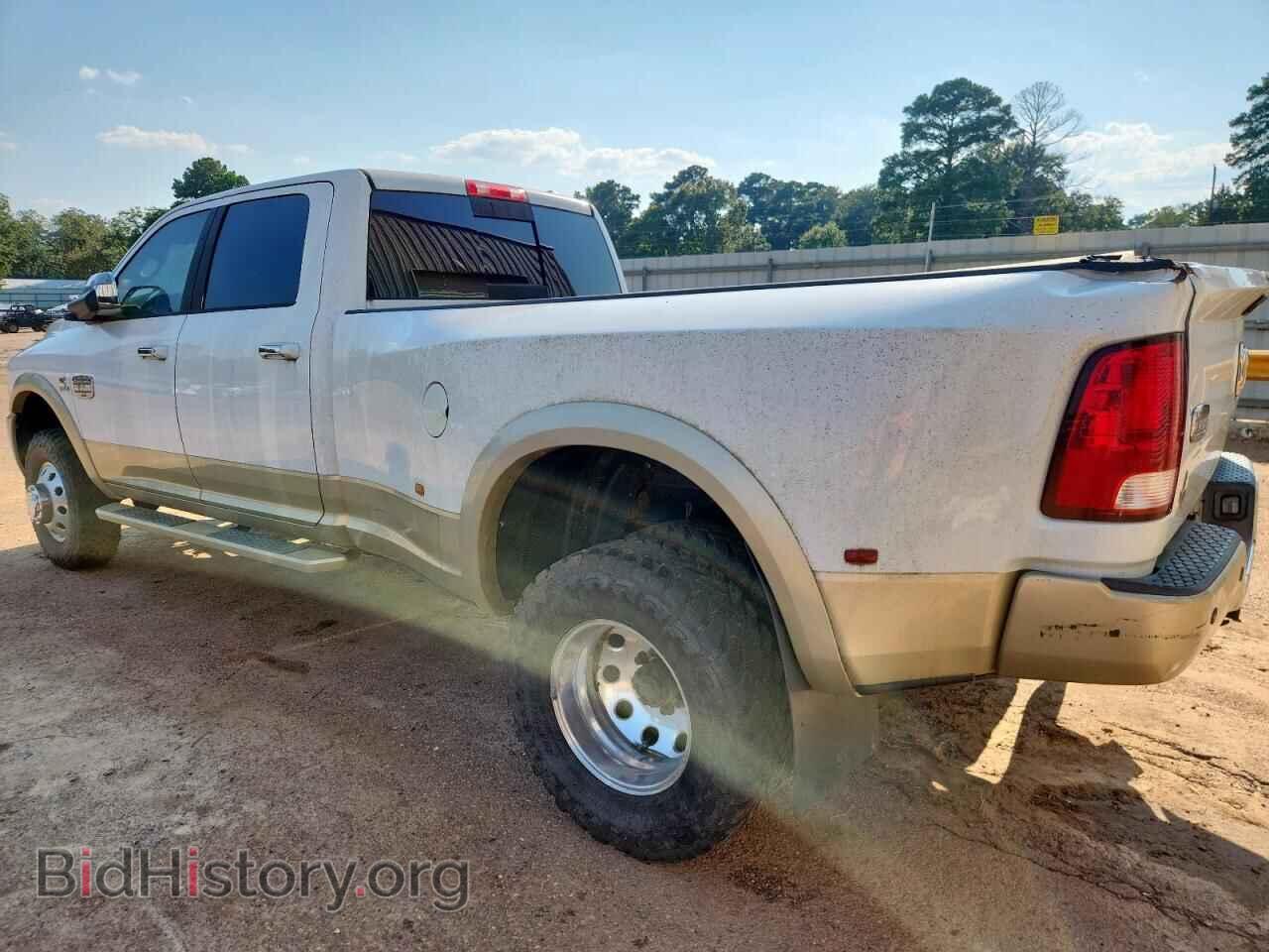 2011 DODGE All Models - VIN: 3D73Y4CL7BG567698 - Photo 2