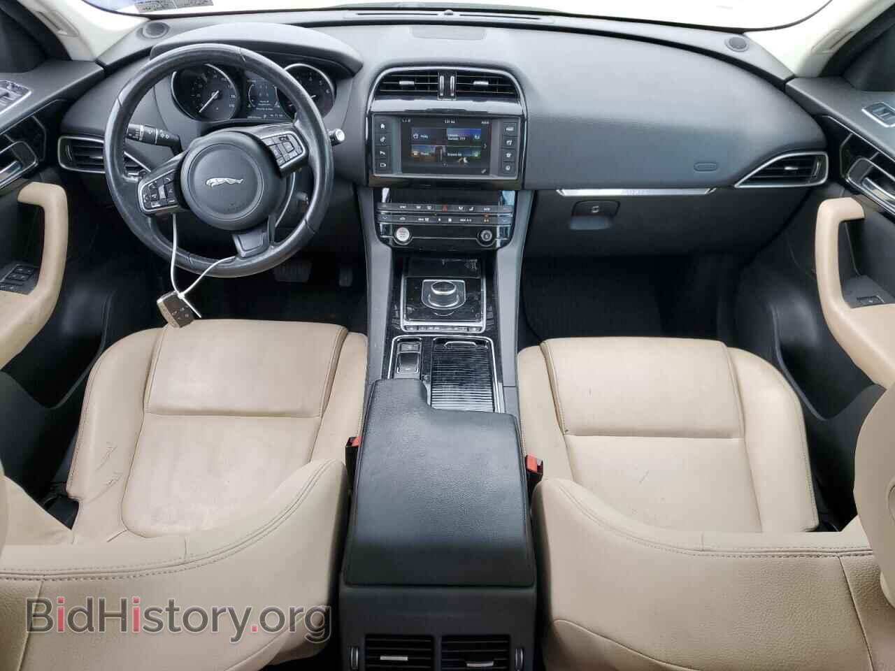 2018 JAGUAR F-PACE - VIN: SADCJ2FX5JA272375 - Фото 8