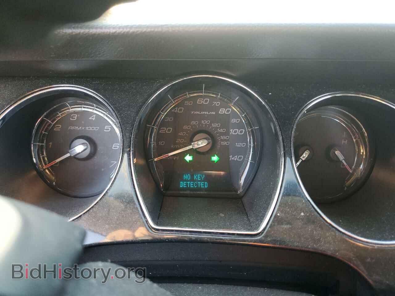 2011 FORD TAURUS - VIN: 1FAHP2FW1BG110920 - Фото 9