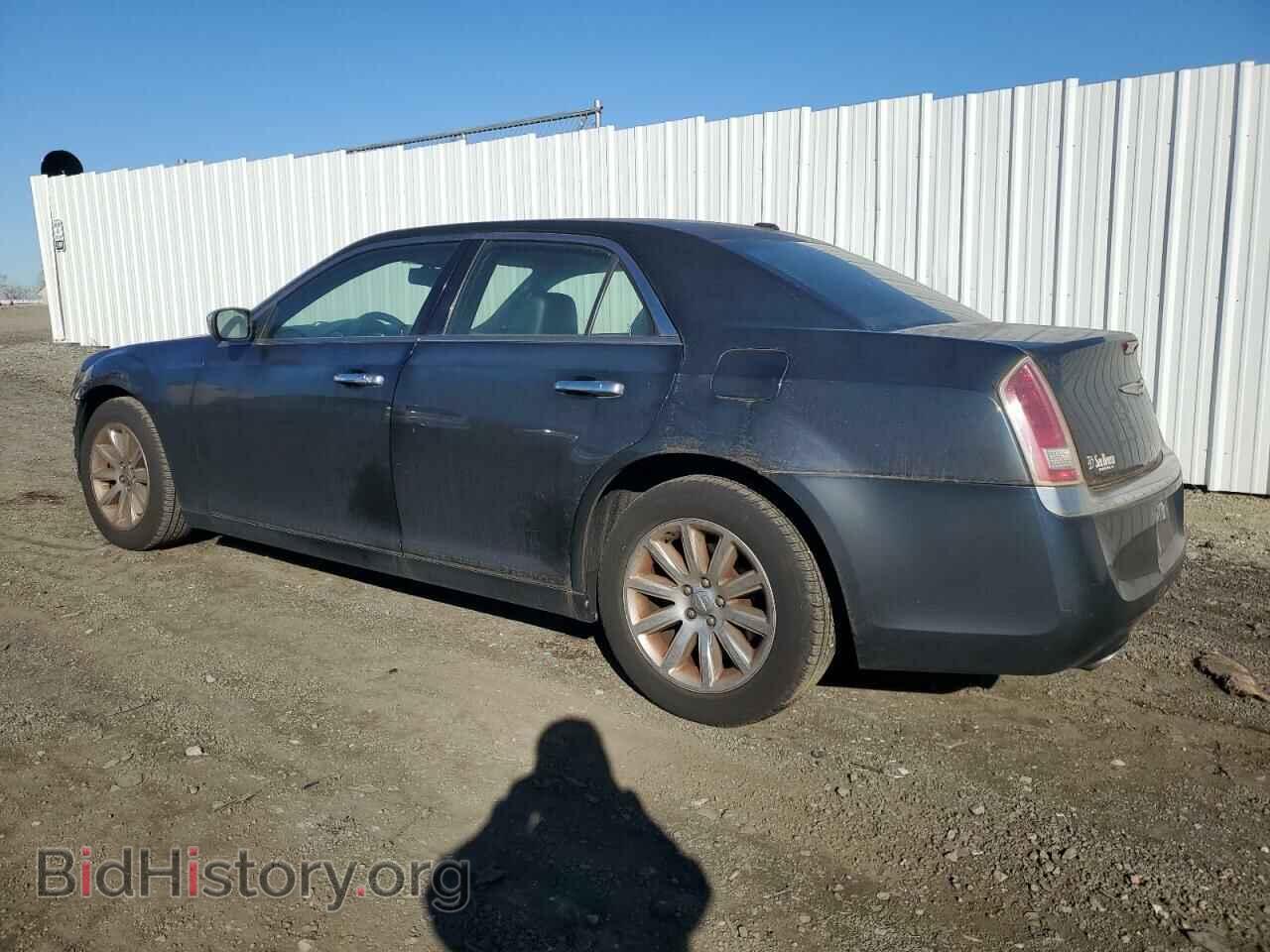 2012 CHRYSLER 300 - VIN: 2C3CCACG3CH216240 - Фото 2