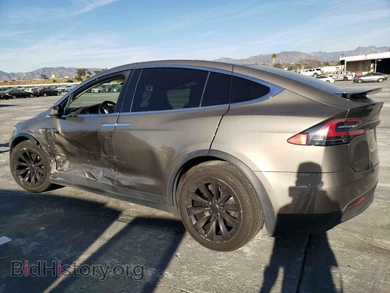 2016 TESLA MODEL X - VIN: 5YJXCBE27GF004277 - Photo 2