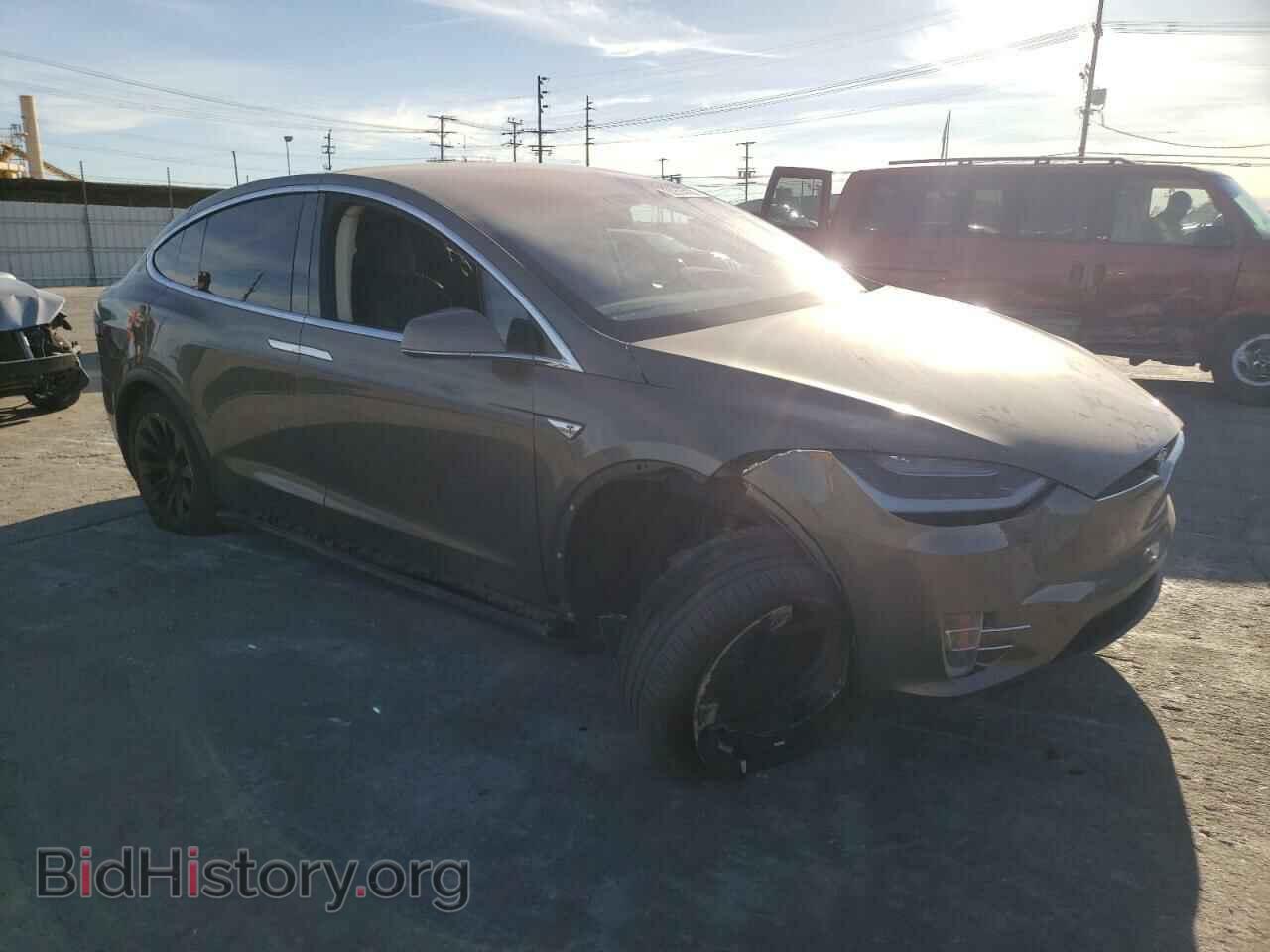2016 TESLA MODEL X - VIN: 5YJXCBE27GF004277 - Photo 4
