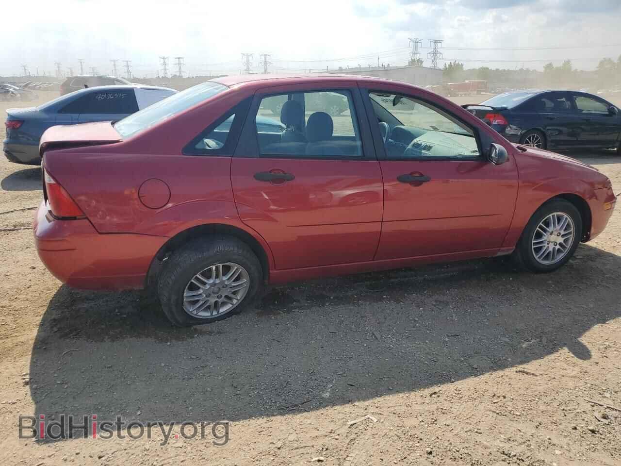 2005 FORD FOCUS - VIN: 1FAFP34N55W189526 - Фото 3