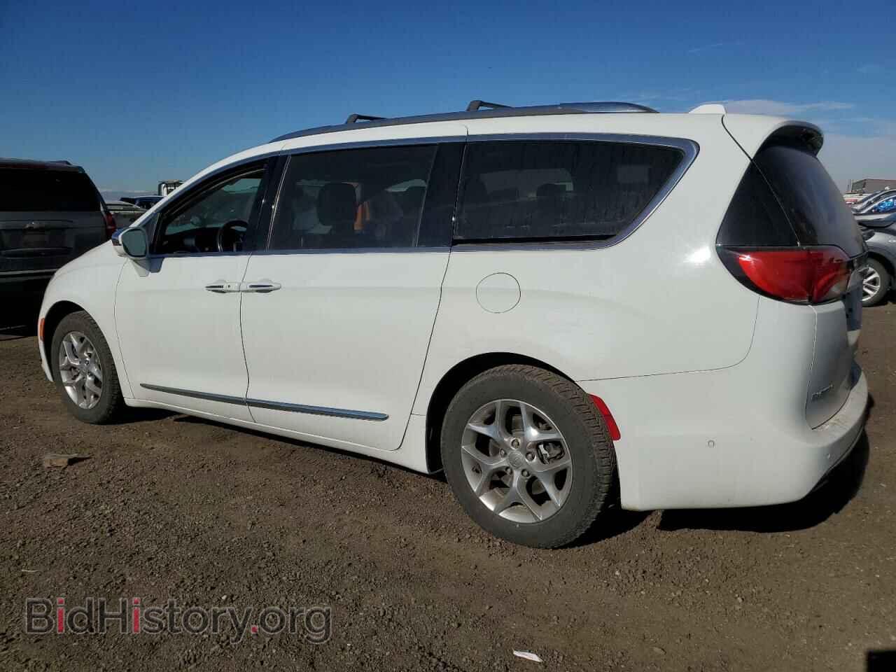 2017 CHRYSLER PACIFICA - VIN: 2C4RC1GG4HR504575 - Фото 2