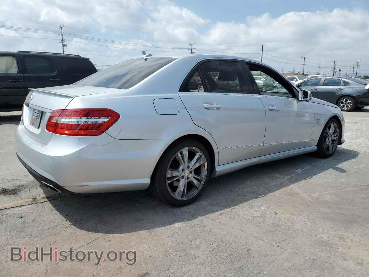 2012 MERCEDES-BENZ E-CLASS - VIN: WDDHF5KB6CA573535 - Фото 3