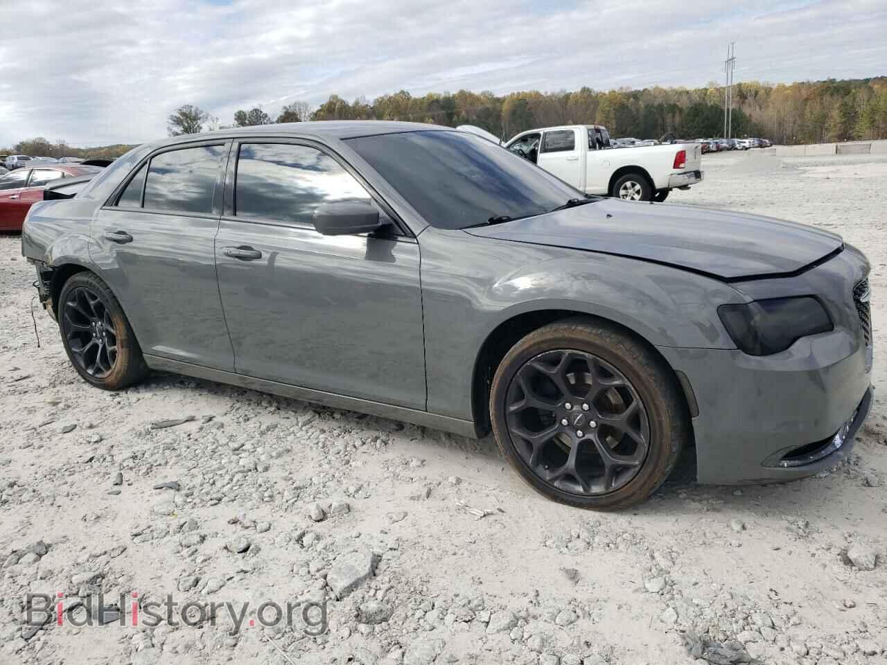 2019 CHRYSLER 300 - VIN: 2C3CCABG6KH516452 - Фото 4