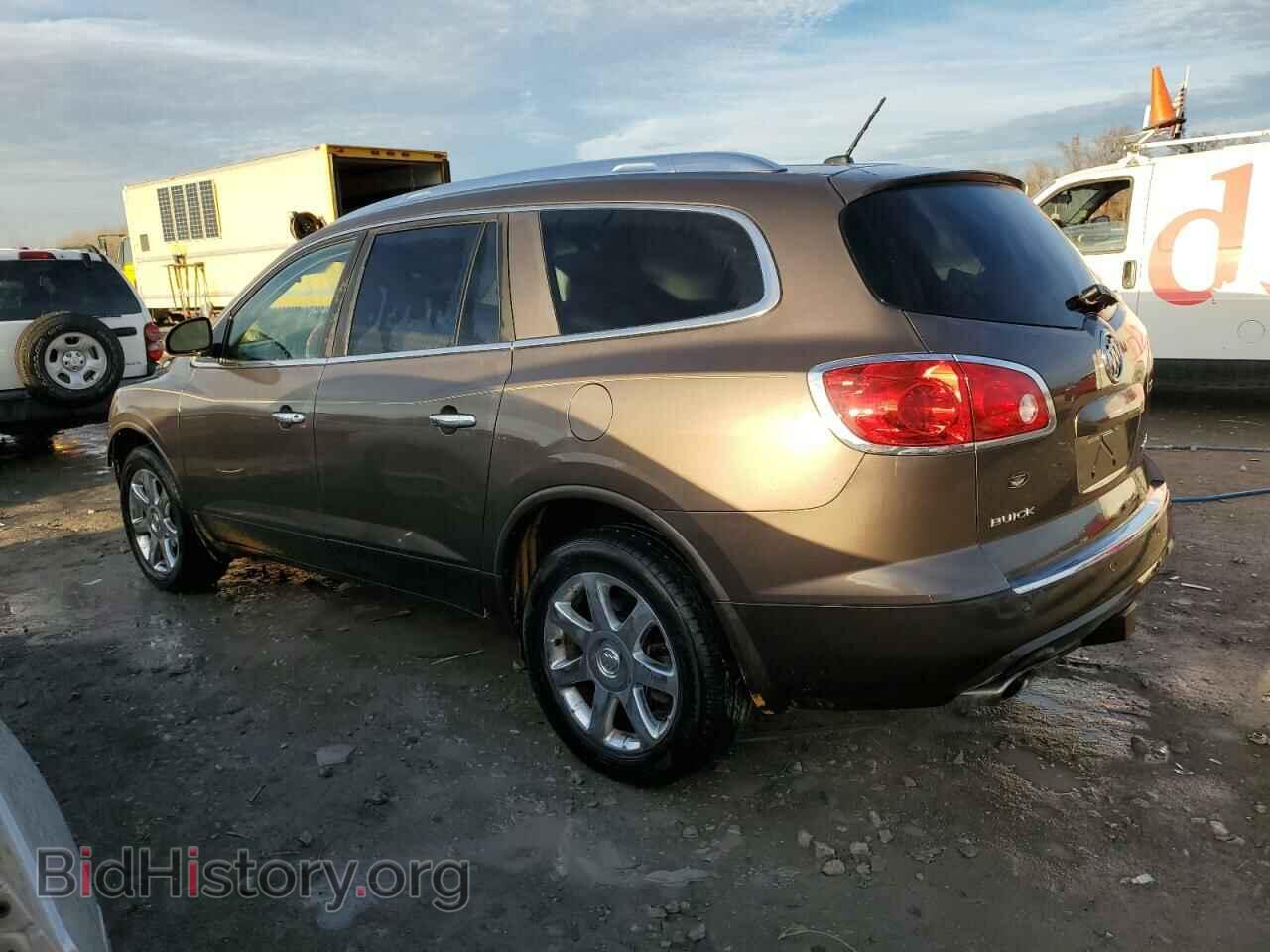 2008 BUICK ENCLAVE - VIN: 5GAEV23708J229068 - Фото 2