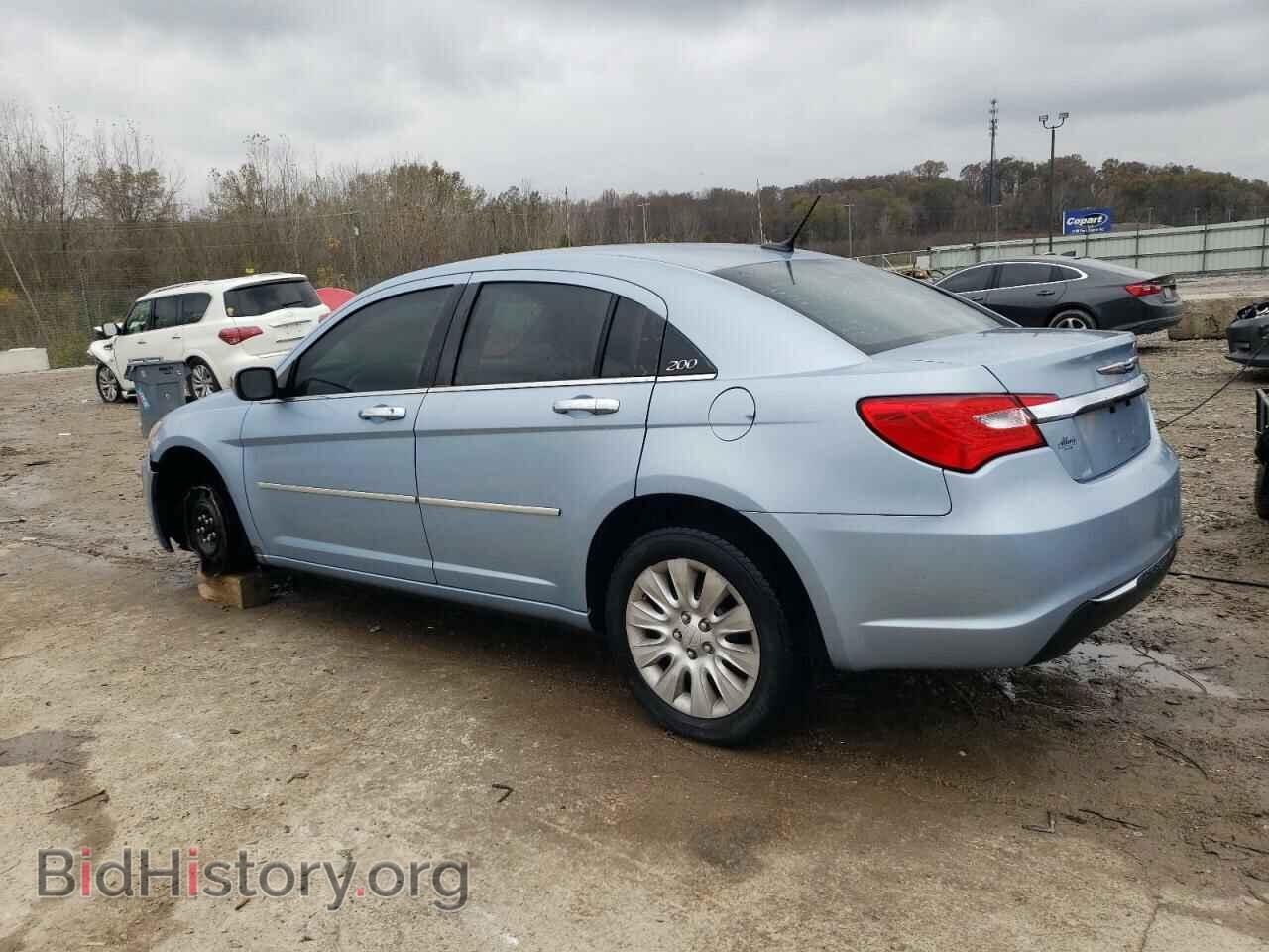 2012 CHRYSLER 200 - VIN: 1C3CCBAB7CN281676 - Фото 2