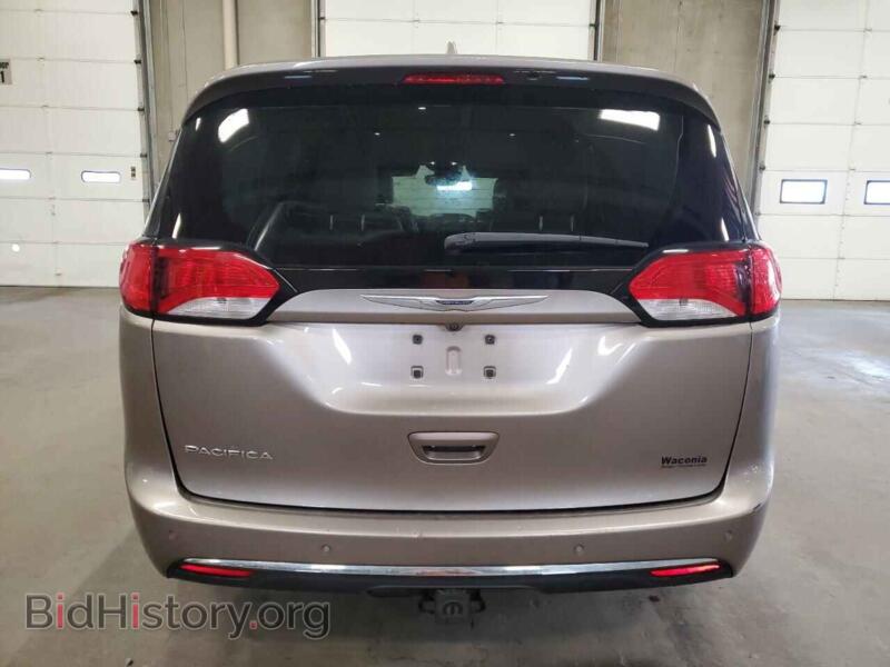 2017 Chrysler PACIFICA (VIN 2C4RC1EG4HR608518) — фото 6 из 16