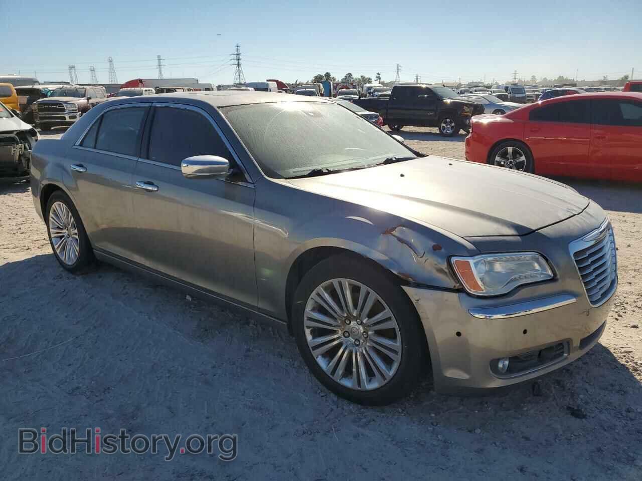 2011 CHRYSLER 300 - VIN: 2C3CA6CT5BH559002 - Фото 4