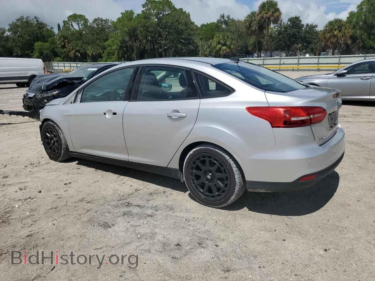 2016 FORD FOCUS - VIN: 1FADP3F22GL330020 - Фото 2