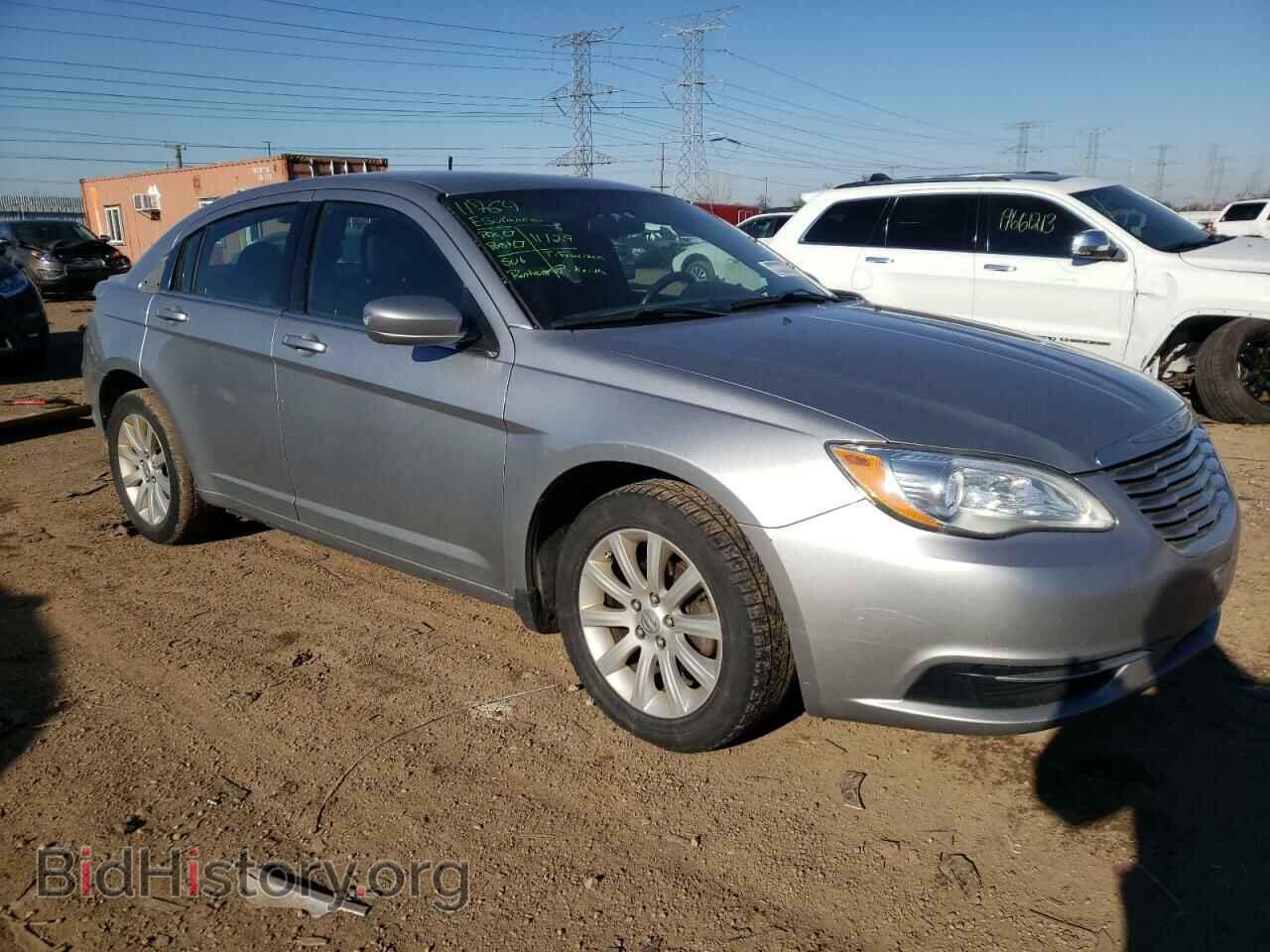 2013 CHRYSLER 200 - VIN: 1C3CCBBB0DN557826 - Фото 4