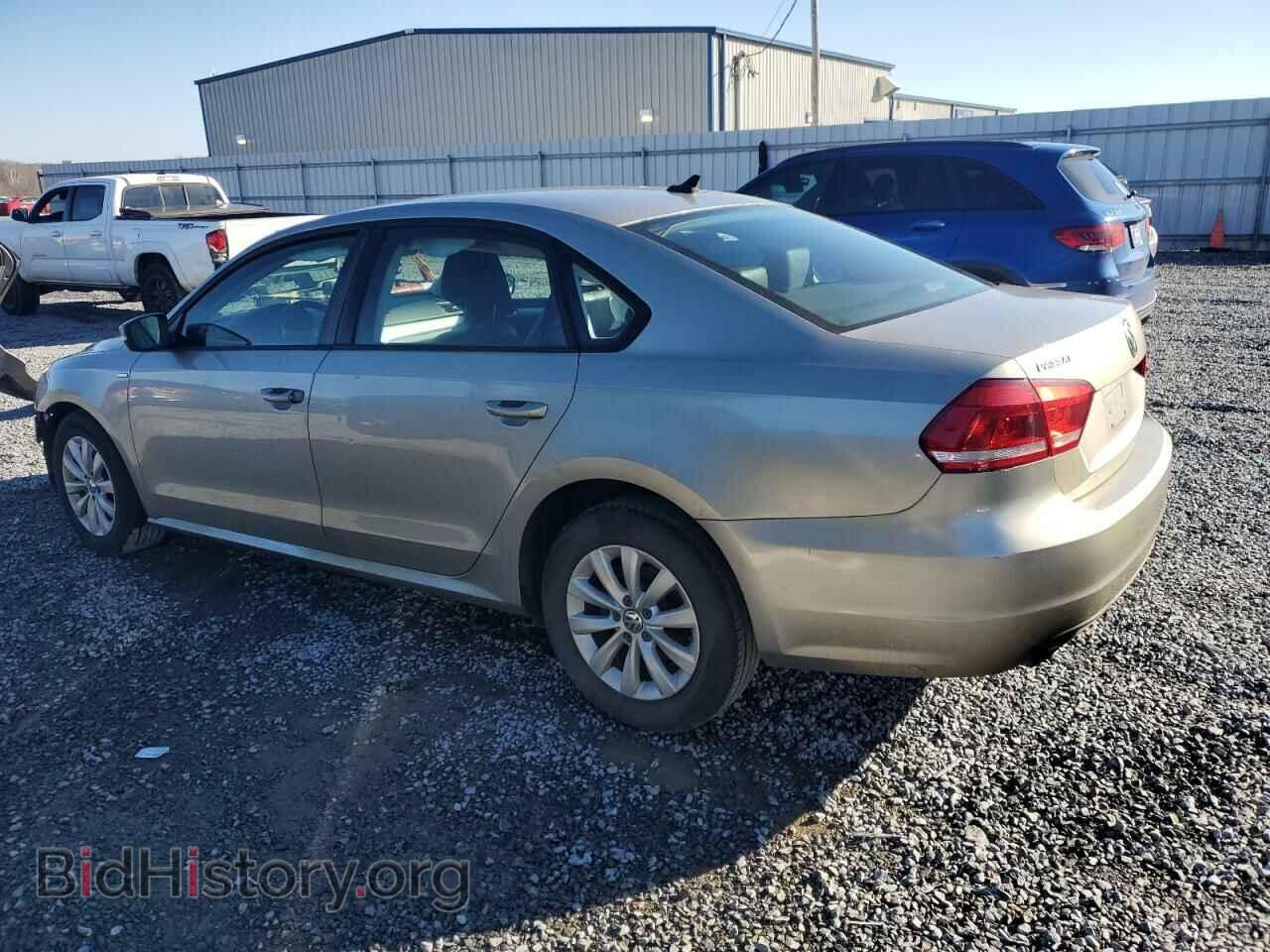 2014 VOLKSWAGEN PASSAT - VIN: 1VWAT7A31EC074933 - Фото 2