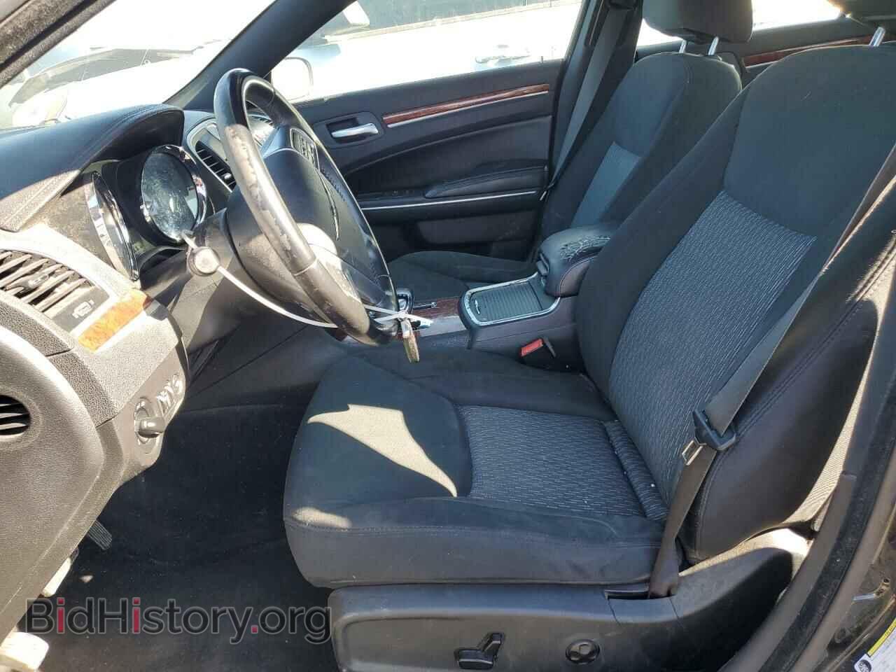 2012 CHRYSLER 300 - VIN: 2C3CCAAG9CH201079 - Фото 7