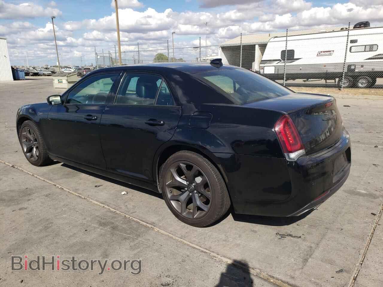 2021 CHRYSLER 300 - VIN: 2C3CCABG9MH505075 - Фото 2