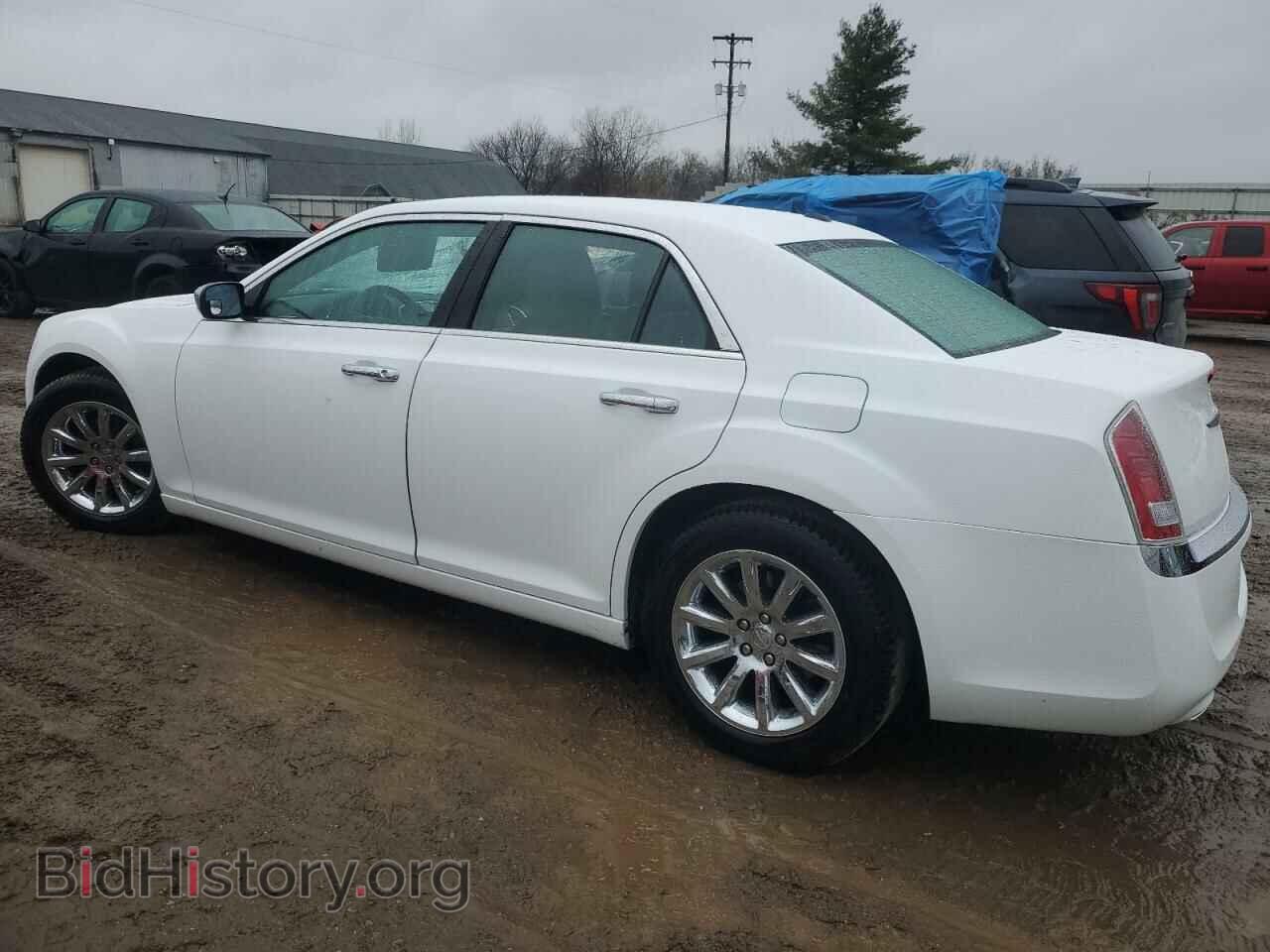 2012 CHRYSLER 300 - VIN: 2C3CCACG3CH173471 - Фото 2