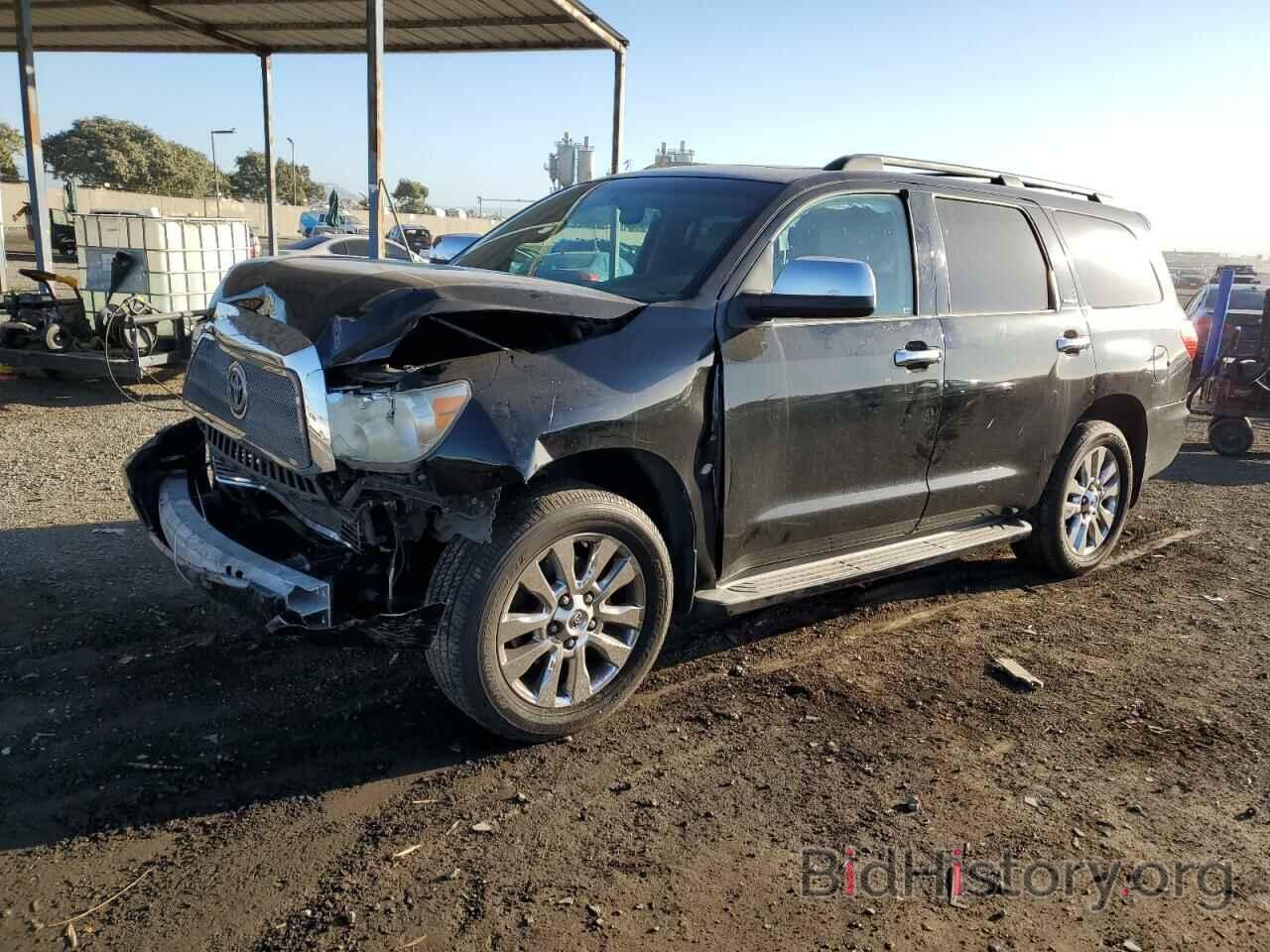 Photo 5TDKY5G10BS031360 - TOYOTA SEQUOIA 2011