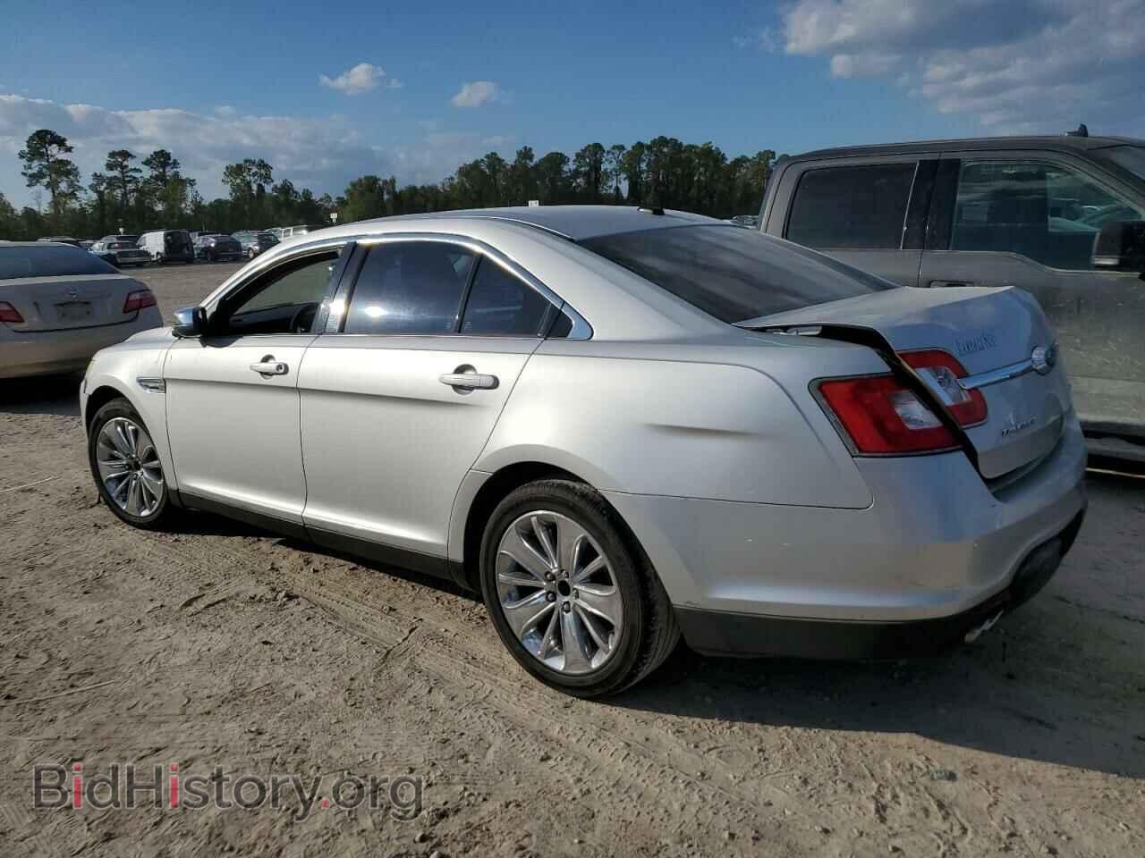 2011 FORD TAURUS - VIN: 1FAHP2FWXBG122290 - Фото 2