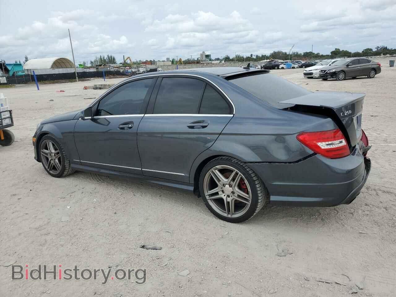2013 MERCEDES-BENZ C-CLASS - VIN: WDDGF4HB1DA785533 - Фото 2