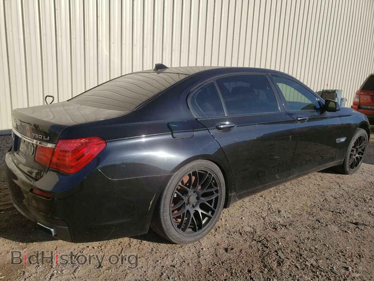 2012 BMW 7 SERIES - VIN: WBAKB8C54CDX20761 - Фото 3
