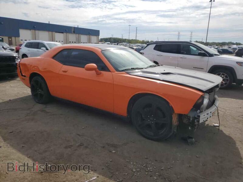 2014 Dodge CHALLENGER (VIN 2C3CDYAG8EH299367) — photo 4 of 12